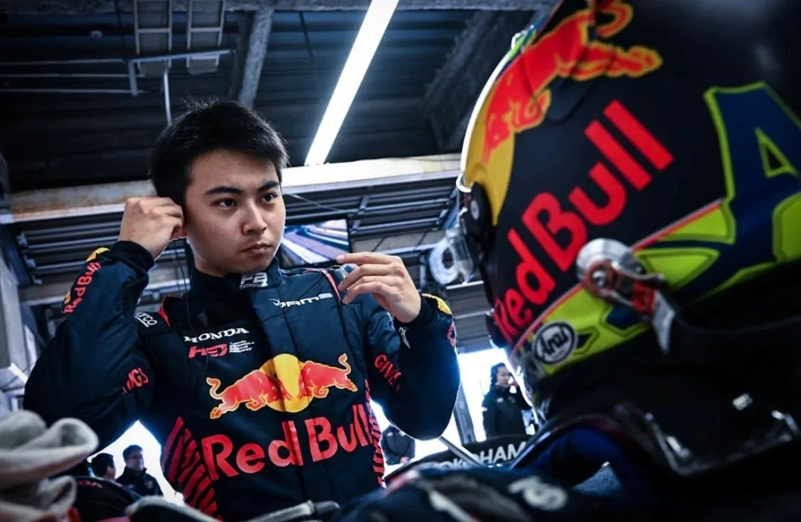 Iwasa Replaces Verstappen for Bahrain FP1 Session