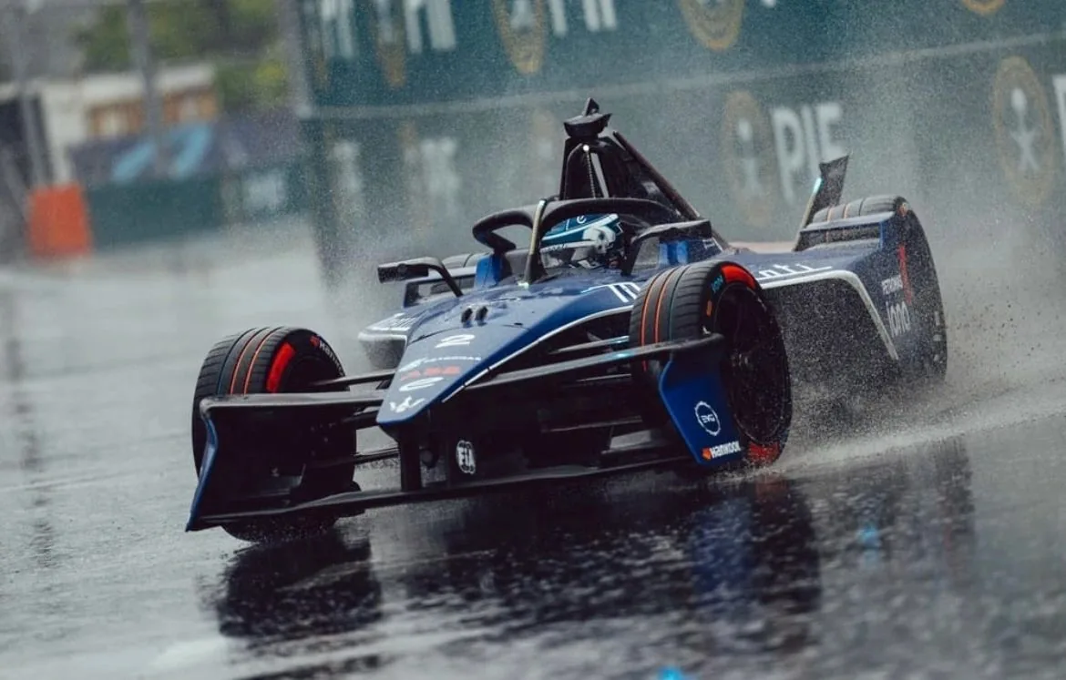 Vandoorne Masters Tokyo Rain