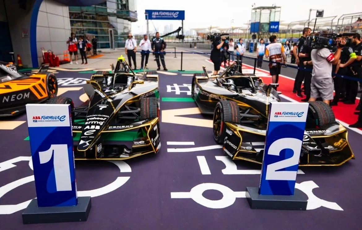 Twin Battles in Shanghai