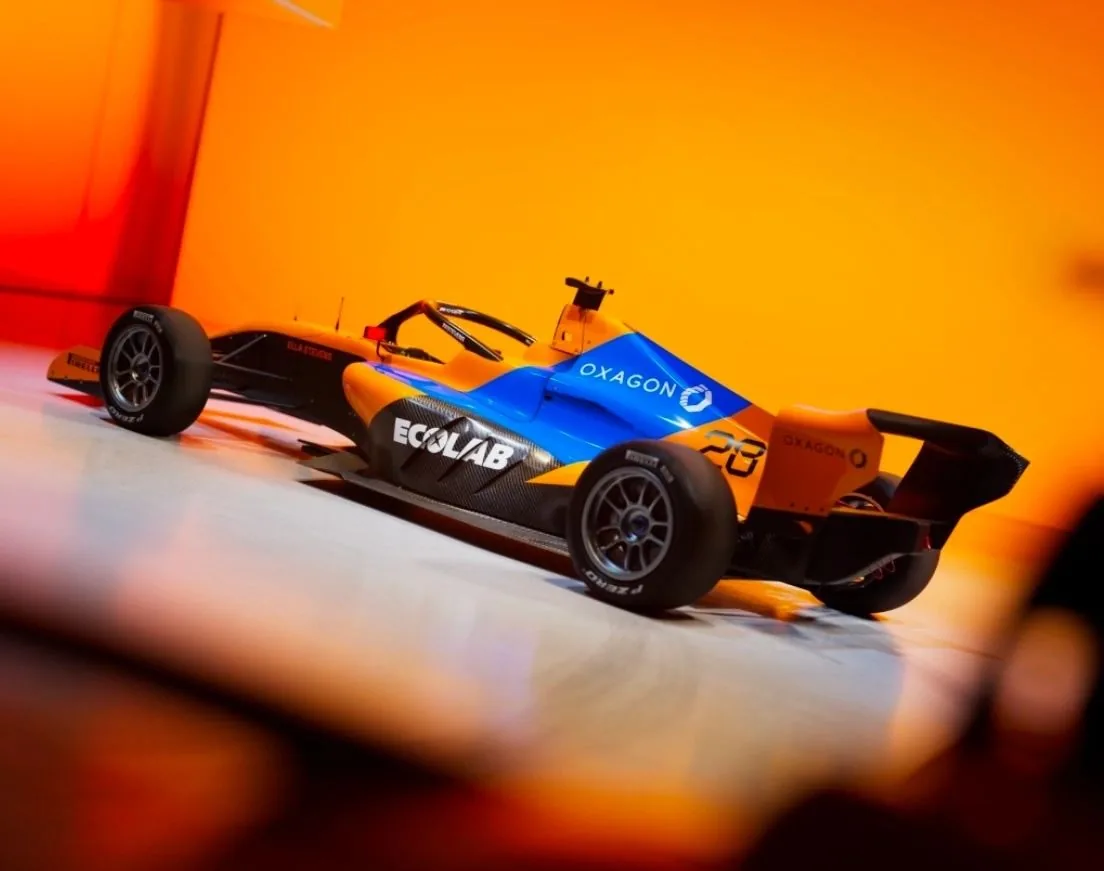 McLaren Presents the MCL40