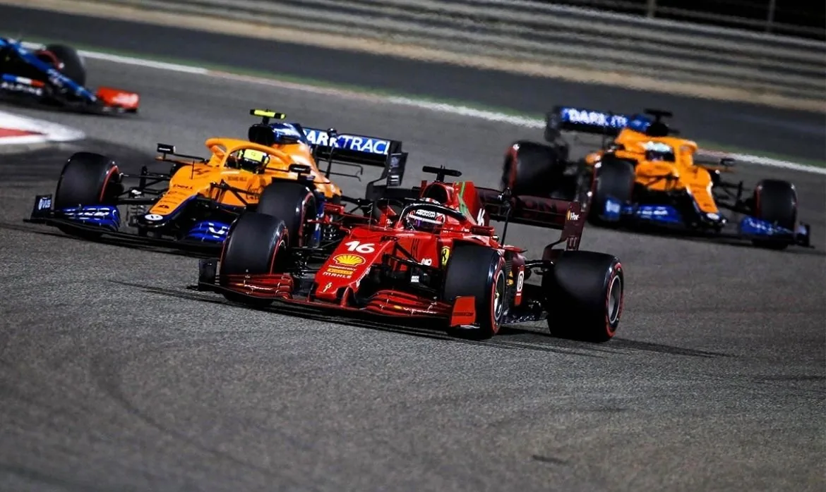 Former Red Bull Chief Mechanic Stands Up for McLaren Team