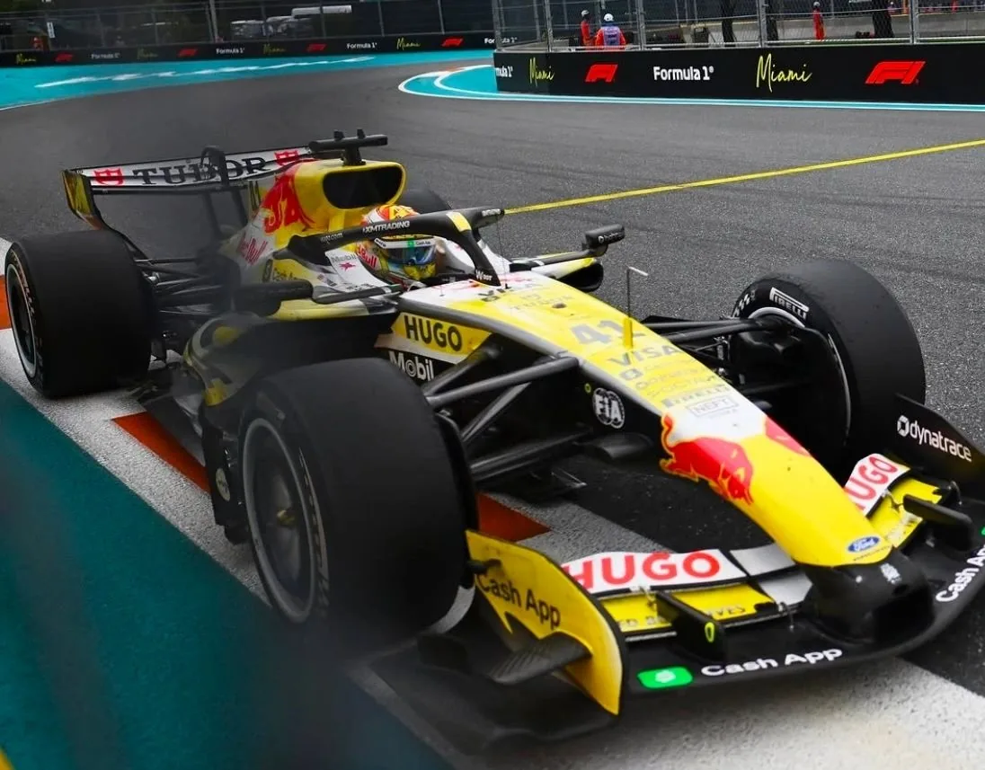 Racing Bulls Take the DHL Fastest Pit Stop Award