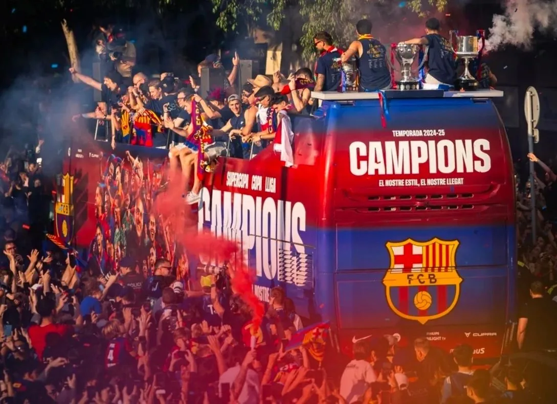 FC Barcelona Celebrate La Liga Glory With Thousands of Fans