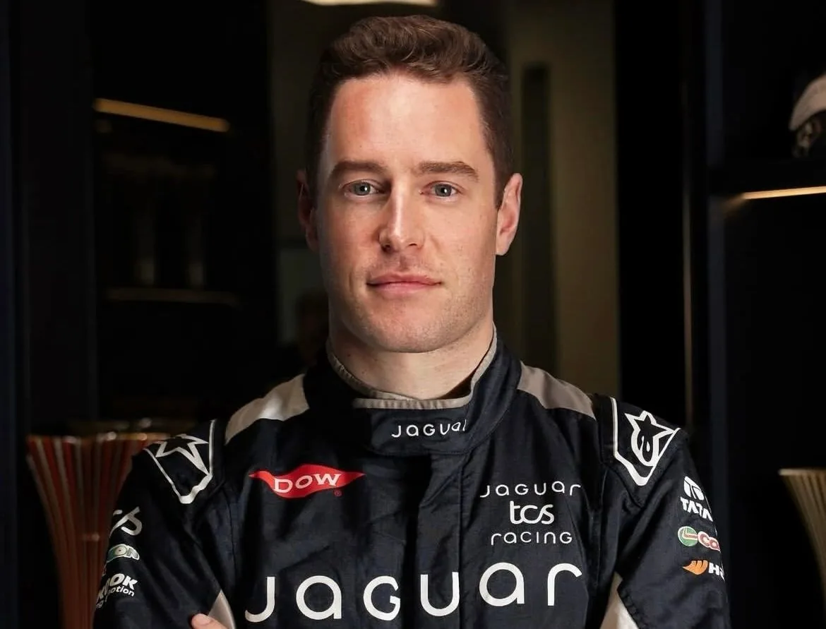 Stoffel Vandoorne Signs with Jaguar Racing as Reserve Driver