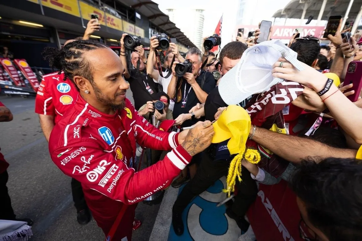 F1 Fans Get Up Close in the Pit Lane